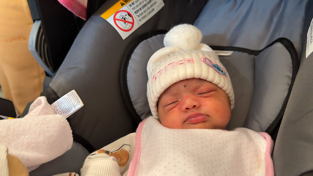 Chương trình cung cấp ghế xe hơi cho gia đình khó khăn