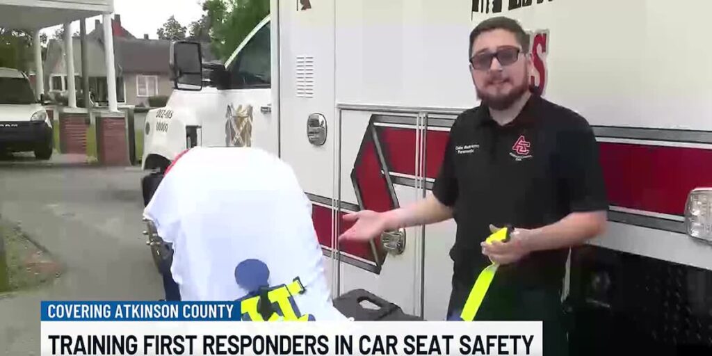 Đào tạo an toàn ghế ngồi ô tô cho lính cứu hộ